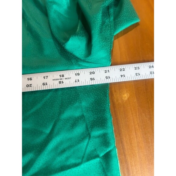 Adrianna Papell Women’s Top Med Shiny & Bright Emerald Long Sleeve Ruffle Cuff - Picture 11 of 14